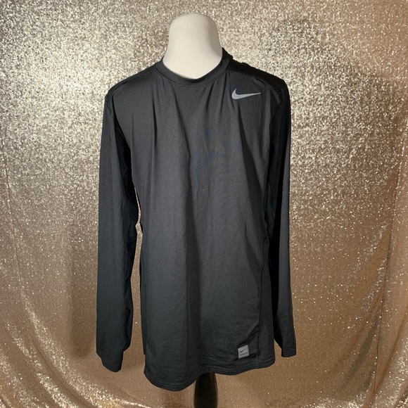 Nike Other - Nike Fit Black Long Sleeve                   B1